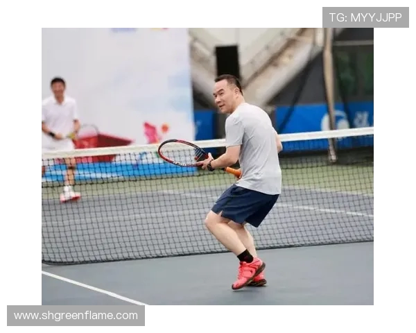 聚焦网球：探讨上海网球队员个人能力提升与团队协作的关系