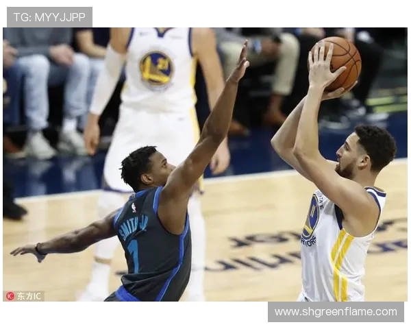 勇士与小牛激战全场精彩录像回顾12月31日比赛亮点分析