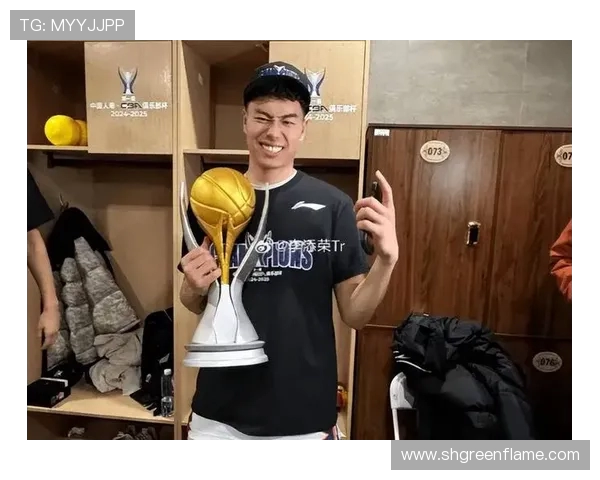 广东与上海篮球对决直播精彩瞬间全程回顾与分析