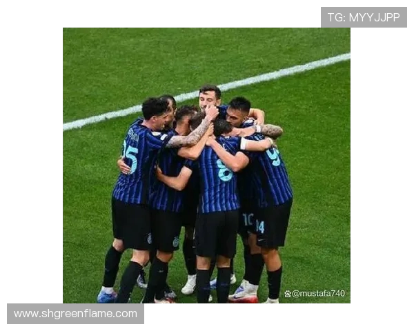 曼城与莱切斯的精彩对决结果揭晓球迷热议比赛亮点与表现