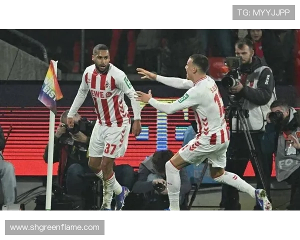 莱万重返德甲对阵拜仁引发球迷愤怒声讨称其忘恩负义