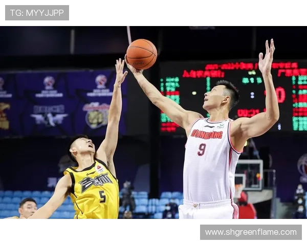 重庆篮球队在篮球战术排行榜中荣登第九名展现实力与潜力